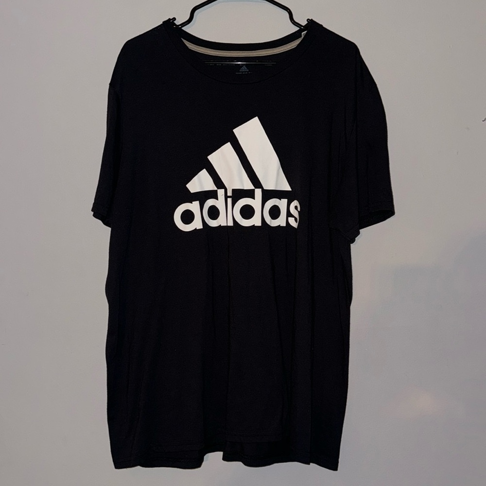 Adidas T-Shirt